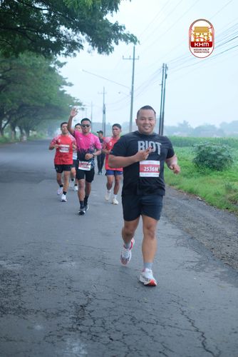 Race photo from Kediri Half Marathon 2025