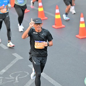 Race photo from SURABAYA ISOPLUS MARATHON 2026