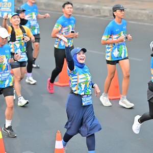 Race photo from SURABAYA ISOPLUS MARATHON 2026