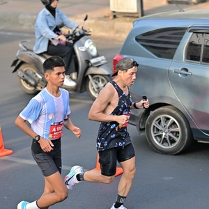 Race photo from SURABAYA ISOPLUS MARATHON 2026