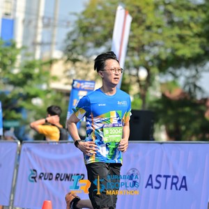 Race photo from SURABAYA ISOPLUS MARATHON 2026