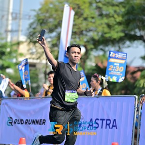 Race photo from SURABAYA ISOPLUS MARATHON 2026