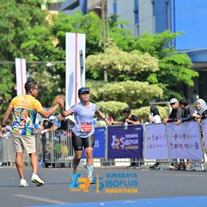 Race photo from SURABAYA ISOPLUS MARATHON 2026