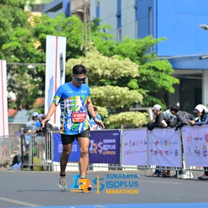 Race photo from SURABAYA ISOPLUS MARATHON 2026