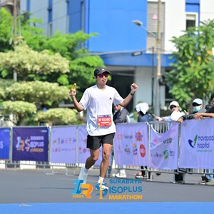 Race photo from SURABAYA ISOPLUS MARATHON 2026