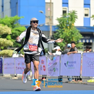 Race photo from SURABAYA ISOPLUS MARATHON 2026