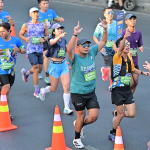 Race photo from SURABAYA ISOPLUS MARATHON 2026