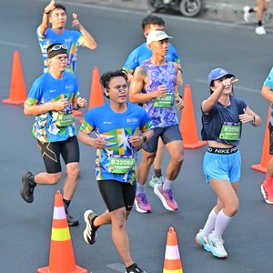 Race photo from SURABAYA ISOPLUS MARATHON 2026