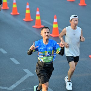 Race photo from SURABAYA ISOPLUS MARATHON 2026