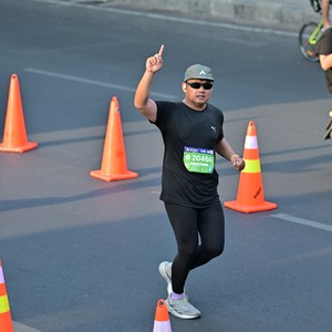 Race photo from SURABAYA ISOPLUS MARATHON 2026