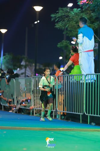 Race photo from PIK NITE RUN 2025
