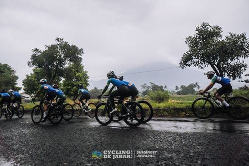 Race photo from Cycling de Jabar 2024