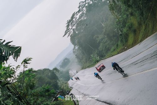 Race photo from Cycling de Jabar 2024