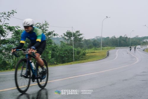 Race photo from Cycling de Jabar 2024