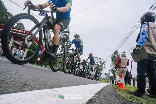 Race photo from Cycling de Jabar 2024