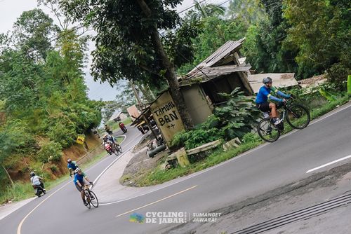 Race photo from Cycling de Jabar 2024