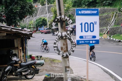 Race photo from Cycling de Jabar 2024