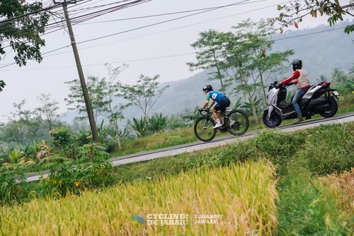 Race photo from Cycling de Jabar 2024