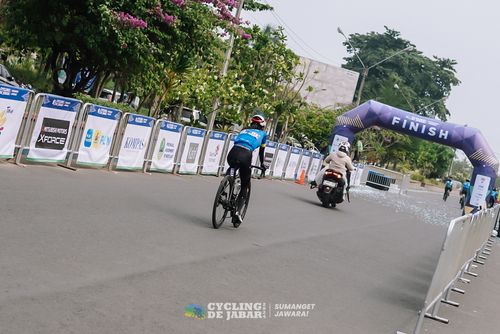 Race photo from Cycling de Jabar 2024