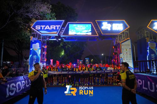 Race photo from Isoplus Run 2024 Surabaya