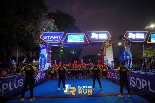 Race photo from Isoplus Run 2024 Surabaya