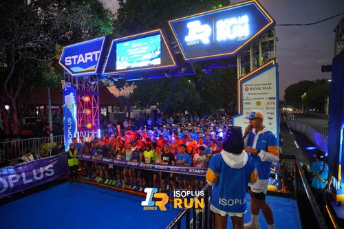 Race photo from Isoplus Run 2024 Surabaya