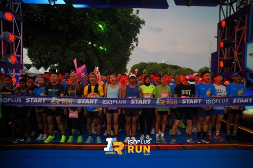 Race photo from Isoplus Run 2024 Surabaya