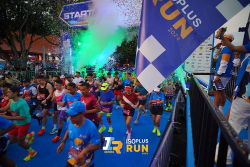Race photo from Isoplus Run 2024 Surabaya