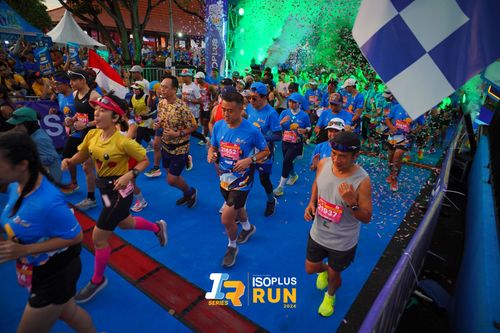 Race photo from Isoplus Run 2024 Surabaya