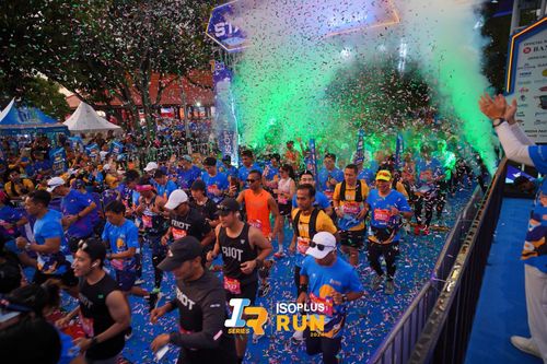 Race photo from Isoplus Run 2024 Surabaya