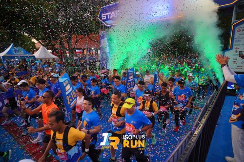Race photo from Isoplus Run 2024 Surabaya
