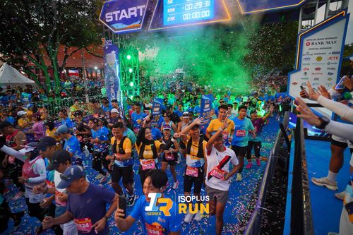 Race photo from Isoplus Run 2024 Surabaya
