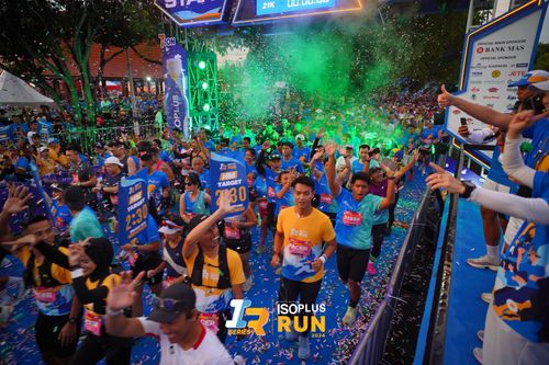 Race photo from Isoplus Run 2024 Surabaya