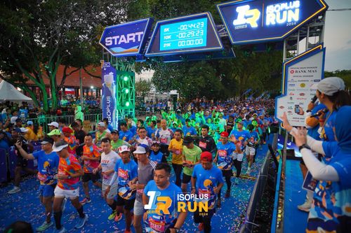 Race photo from Isoplus Run 2024 Surabaya