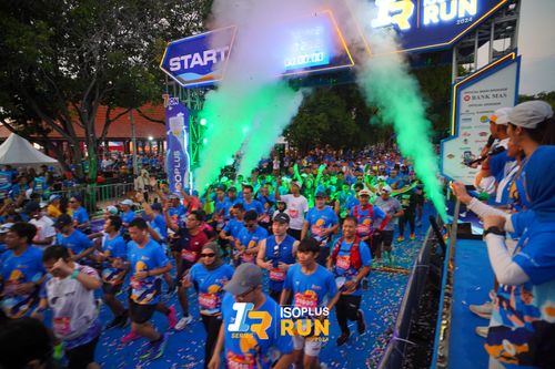 Race photo from Isoplus Run 2024 Surabaya