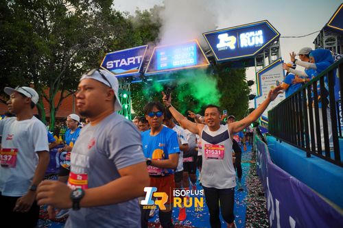 Race photo from Isoplus Run 2024 Surabaya