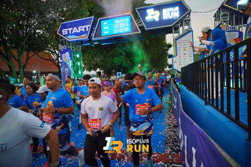 Race photo from Isoplus Run 2024 Surabaya