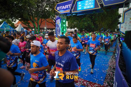 Race photo from Isoplus Run 2024 Surabaya