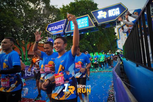Race photo from Isoplus Run 2024 Surabaya