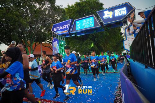 Race photo from Isoplus Run 2024 Surabaya