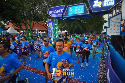 Race photo from Isoplus Run 2024 Surabaya