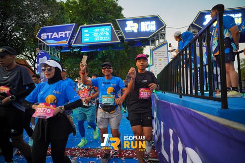 Race photo from Isoplus Run 2024 Surabaya
