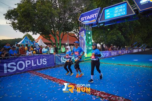 Race photo from Isoplus Run 2024 Surabaya
