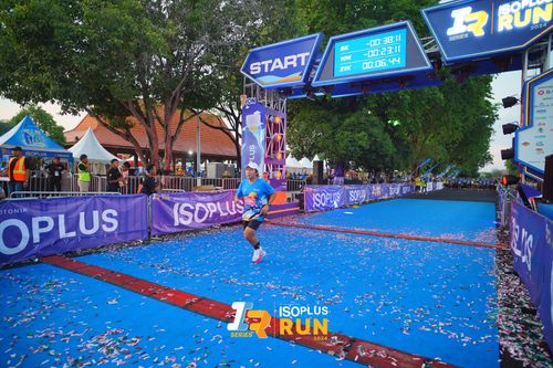 Race photo from Isoplus Run 2024 Surabaya