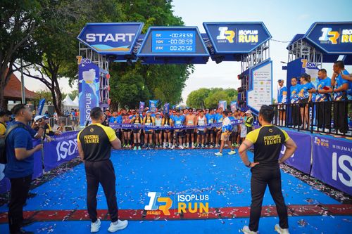 Race photo from Isoplus Run 2024 Surabaya