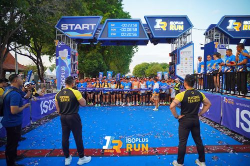 Race photo from Isoplus Run 2024 Surabaya
