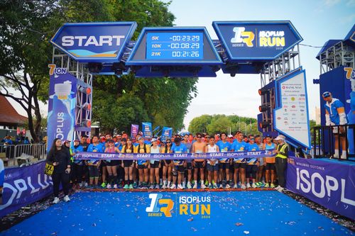 Race photo from Isoplus Run 2024 Surabaya
