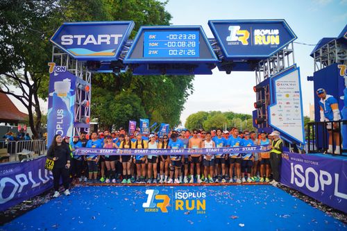 Race photo from Isoplus Run 2024 Surabaya