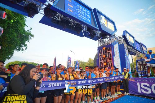 Race photo from Isoplus Run 2024 Surabaya