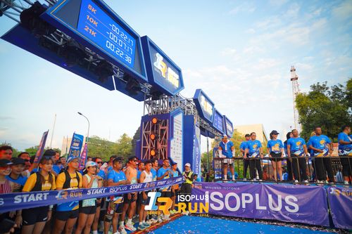 Race photo from Isoplus Run 2024 Surabaya
